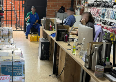 Bodega-Gigamotos-SAS-4